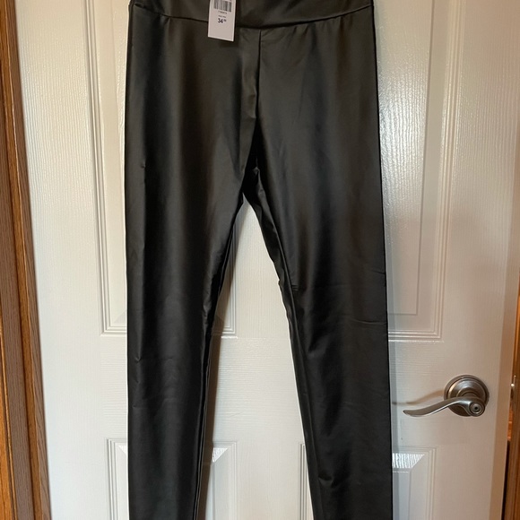 High waisted Zara leggings with side zip - Picture 4 of 4